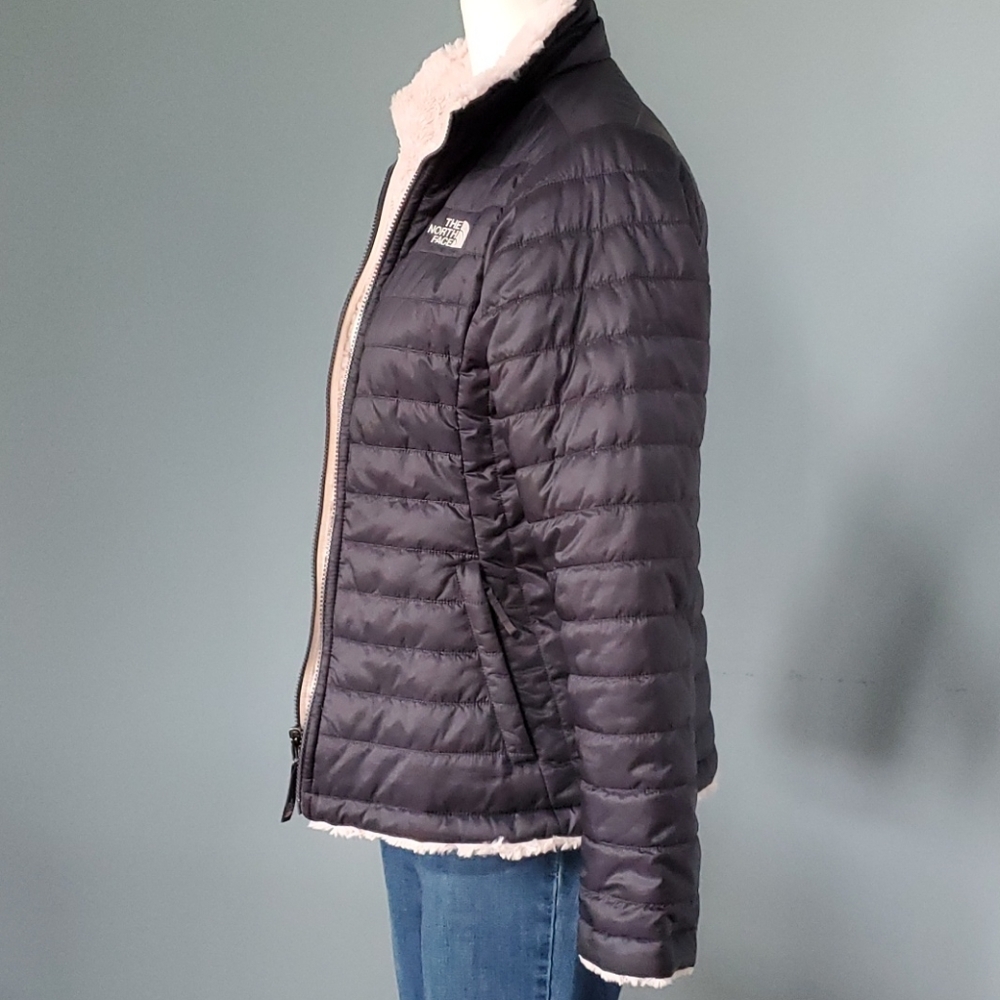 The North Face Navy Puffer Jacket - Picture 8 of 16